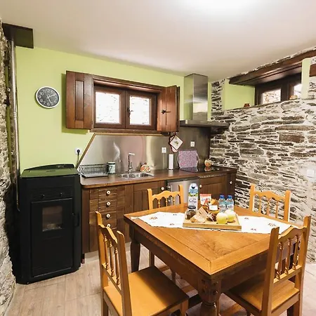 Casa Trisquel * Hospital (Lugo)